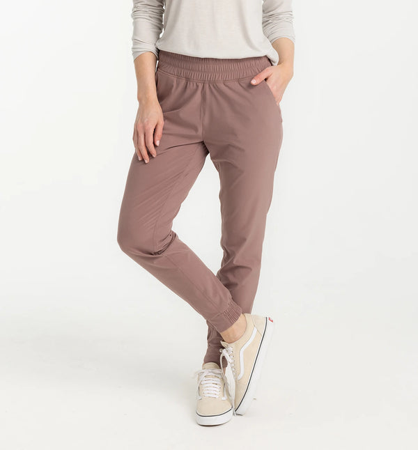 Free Fly Women’s Pull On Breeze Jogger